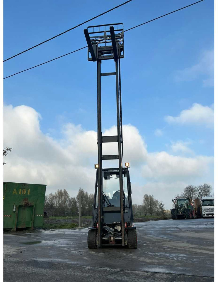2006 LINDE-FENWICK E18C-02 FORKLIFT - Vysokozdvižný vozík: obrázok 4 2006 LINDE-FENWICK E18C-02 FORKLIFT - Vysokozdvižný vozík: obrázok 4