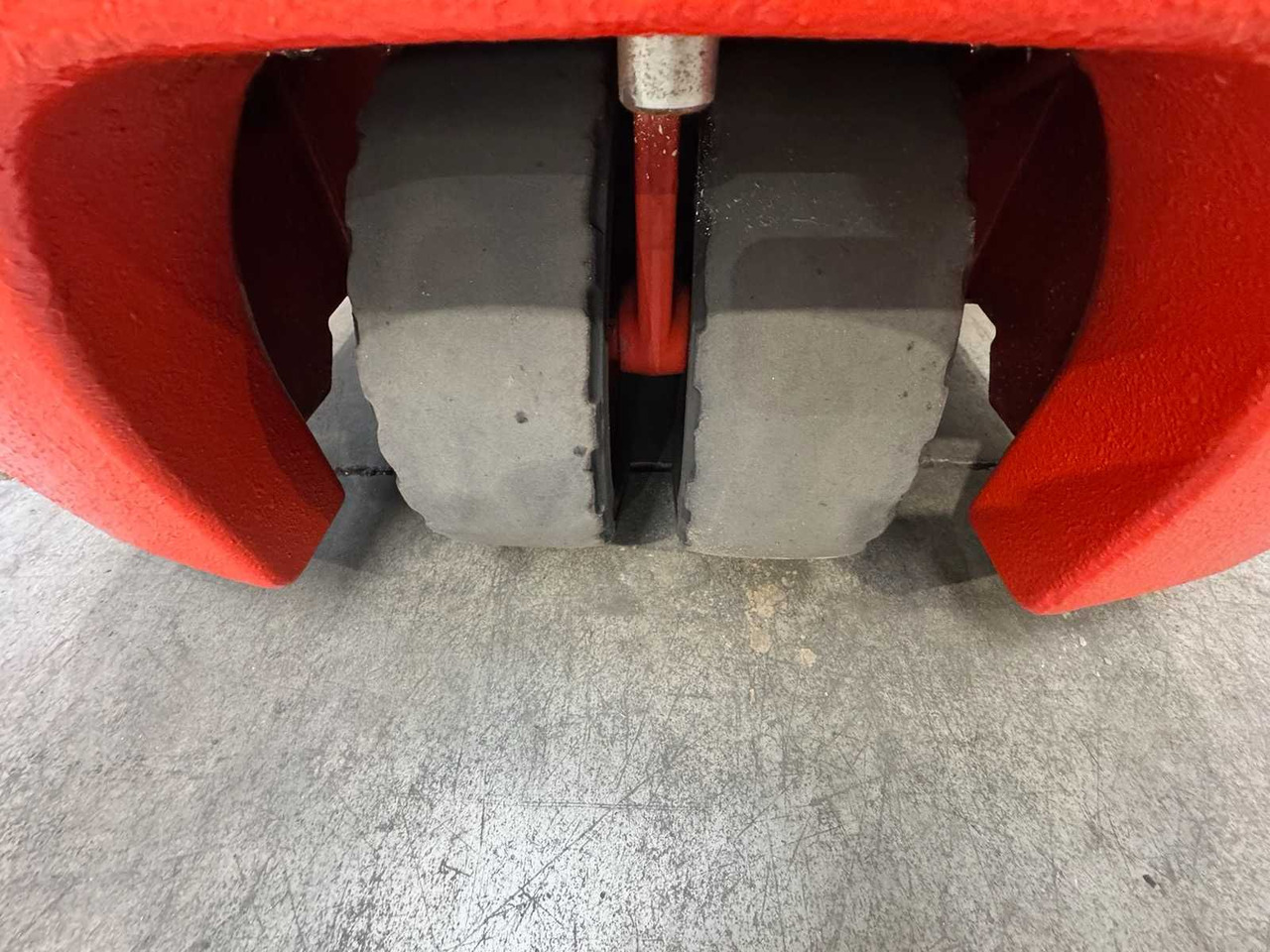 Vysokozdvižný vozík 2006 SERVICE + UVV 12/2026 LINDE E14 2,977 HOURS 4X TIRES NEW ELECTRIC FORKLIFT. E20 E16: obrázok 11