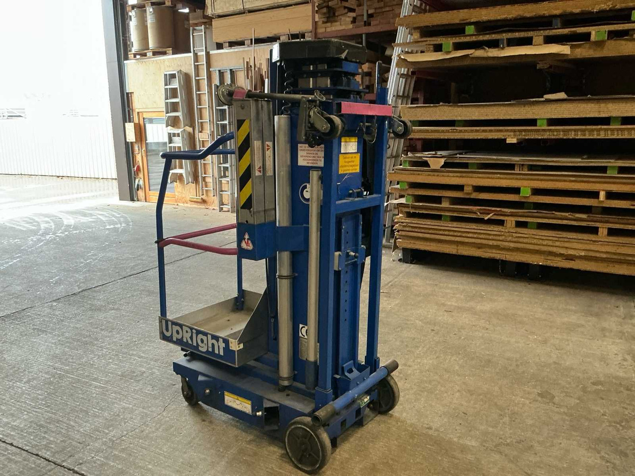 2007 UPRIGHT LL25 A-C AERIAL WORK PLATFORM - Pracovná plošina: obrázok 3 2007 UPRIGHT LL25 A-C AERIAL WORK PLATFORM - Pracovná plošina: obrázok 3