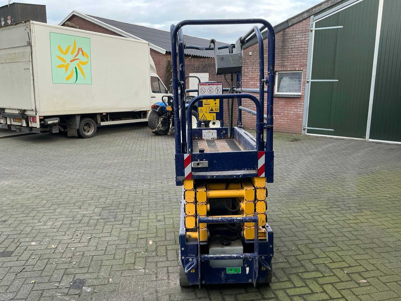 2007 UPRIGHT MX 19 AERIAL WORK PLATFORM - Pracovná plošina: obrázok 4 2007 UPRIGHT MX 19 AERIAL WORK PLATFORM - Pracovná plošina: obrázok 4