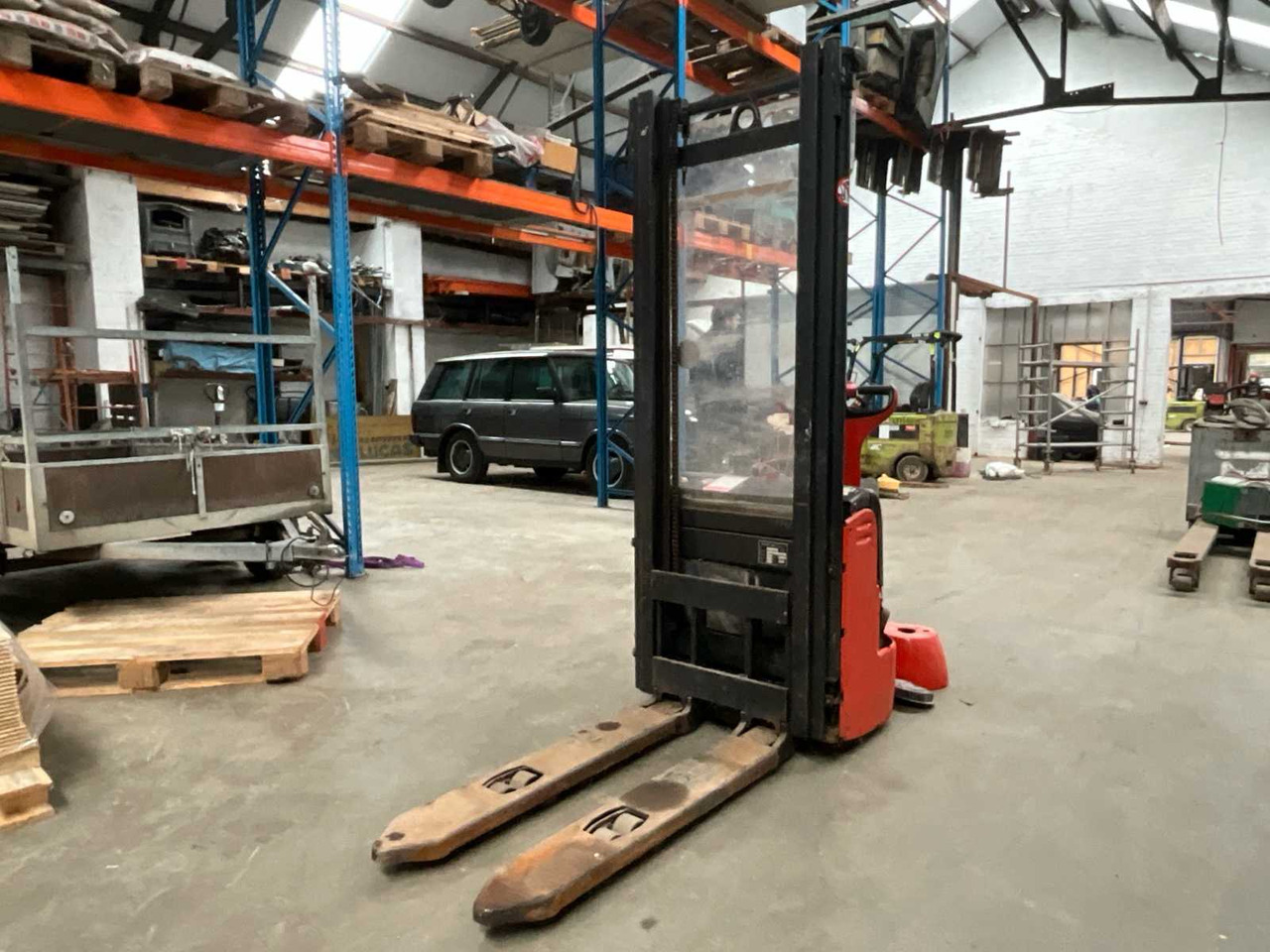 2008 FENWICK L12 FORKLIFT - Vysokozdvižný vozík: obrázok 1 2008 FENWICK L12 FORKLIFT - Vysokozdvižný vozík: obrázok 1