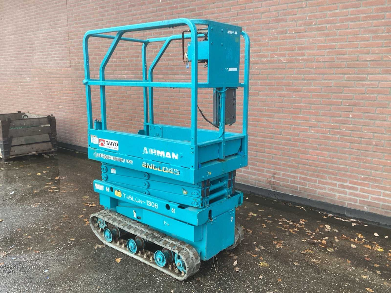 2009 AIRMAN ENCL 045 CRAWLER BOOM LIFT - Pracovná plošina: obrázok 4 2009 AIRMAN ENCL 045 CRAWLER BOOM LIFT - Pracovná plošina: obrázok 4