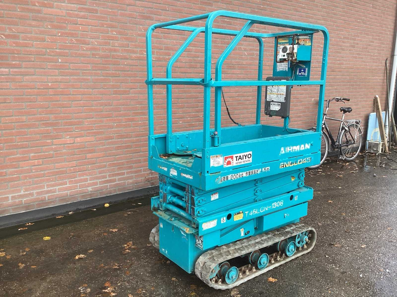 2009 AIRMAN ENCL 045 CRAWLER BOOM LIFT - Pracovná plošina: obrázok 3 2009 AIRMAN ENCL 045 CRAWLER BOOM LIFT - Pracovná plošina: obrázok 3