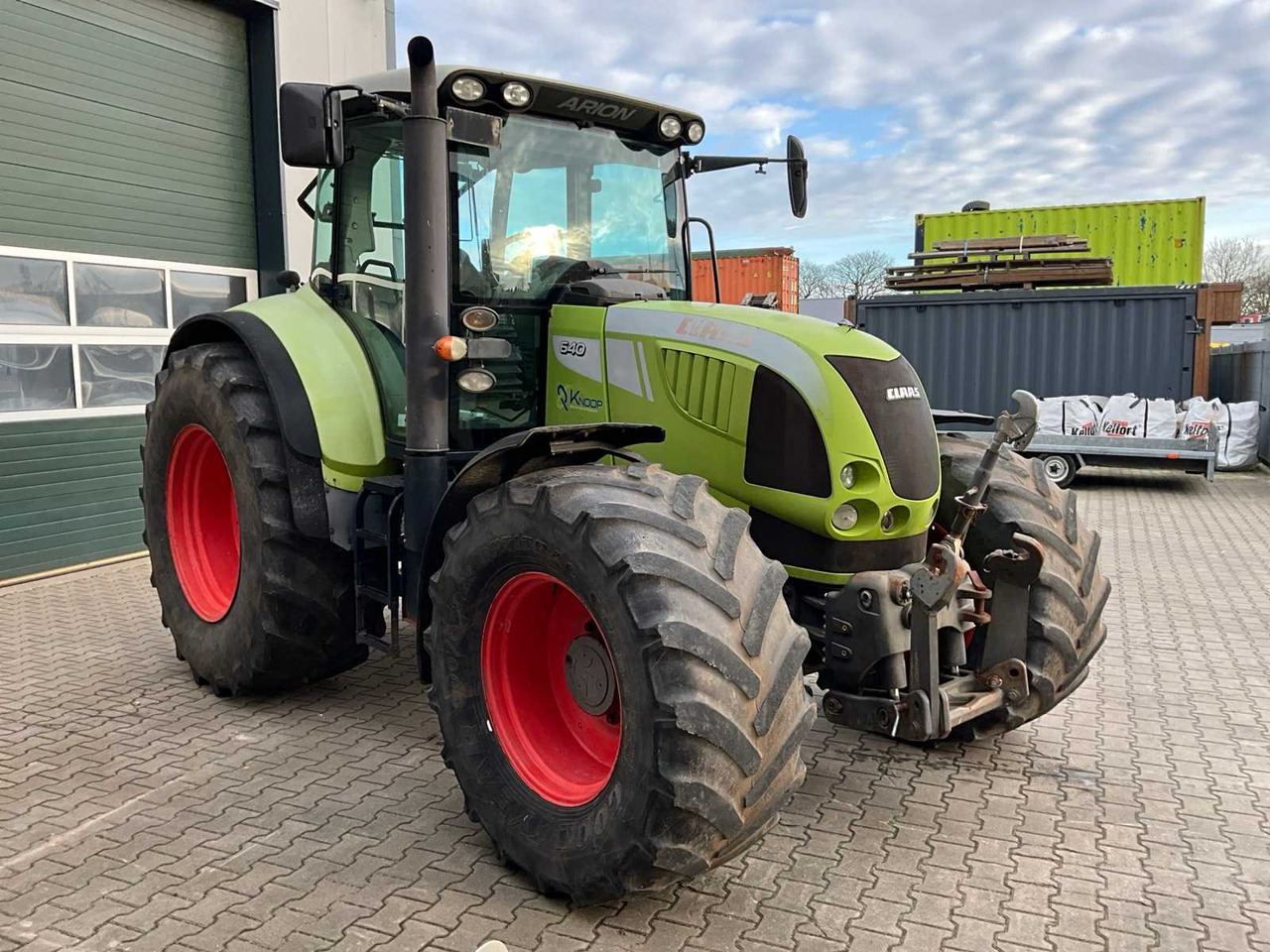 2009 CLAAS ARION 640 A19 FOUR-WHEEL DRIVE FARM TRACTOR - Traktor: obrázok 2 2009 CLAAS ARION 640 A19 FOUR-WHEEL DRIVE FARM TRACTOR - Traktor: obrázok 2