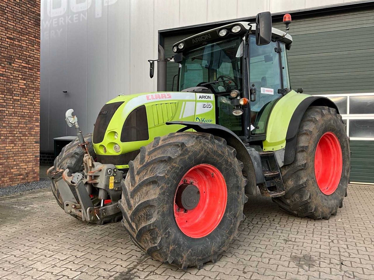 2009 CLAAS ARION 640 A19 FOUR-WHEEL DRIVE FARM TRACTOR - Traktor: obrázok 1 2009 CLAAS ARION 640 A19 FOUR-WHEEL DRIVE FARM TRACTOR - Traktor: obrázok 1