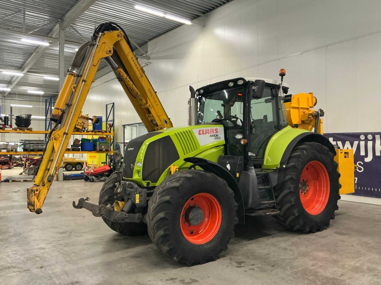 2009 CLAAS AXION 820 ALL-WHEEL DRIVE FARM TRACTOR - Traktor: obrázok 1 2009 CLAAS AXION 820 ALL-WHEEL DRIVE FARM TRACTOR - Traktor: obrázok 1