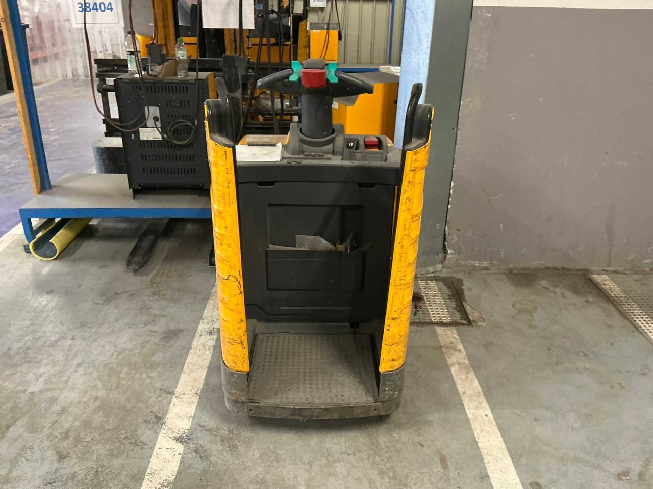 2009 JUNGHEINRICH FORKLIFT - Vysokozdvižný vozík: obrázok 3 2009 JUNGHEINRICH FORKLIFT - Vysokozdvižný vozík: obrázok 3