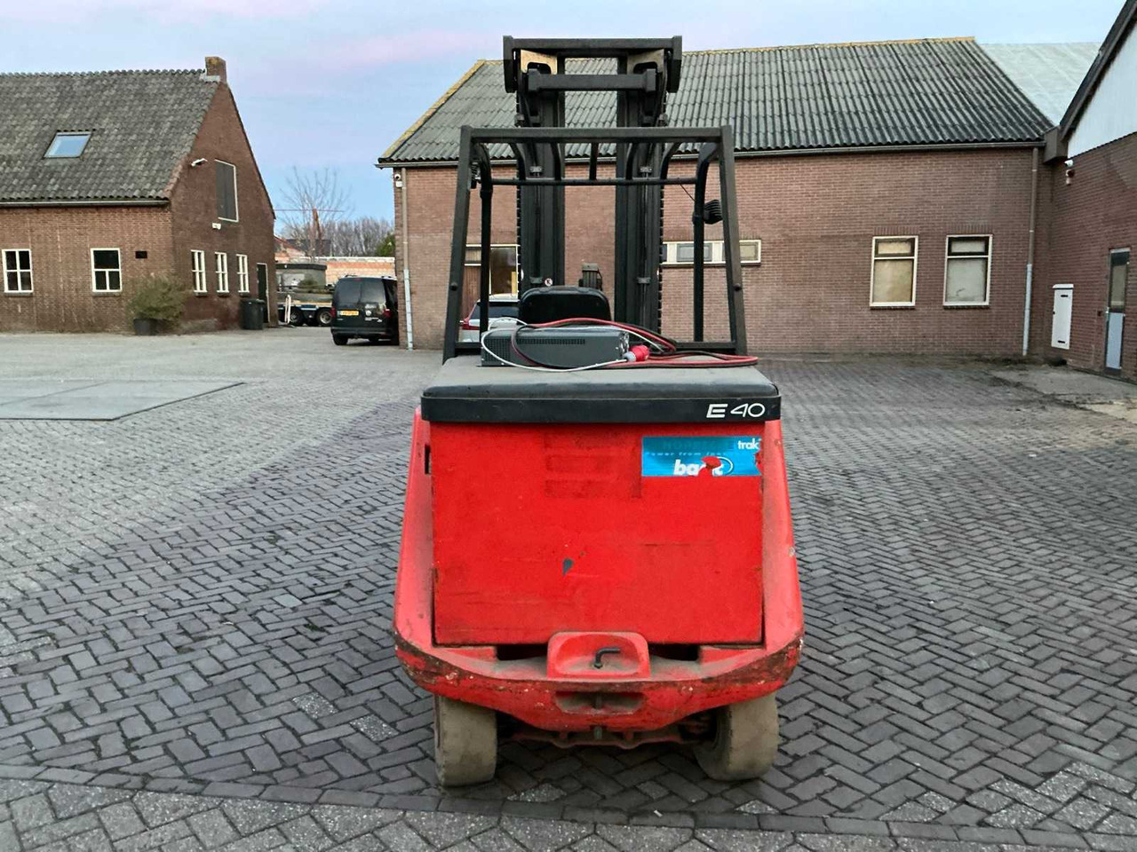 2009 LINDE E40 FORKLIFT - Vysokozdvižný vozík: obrázok 5 2009 LINDE E40 FORKLIFT - Vysokozdvižný vozík: obrázok 5
