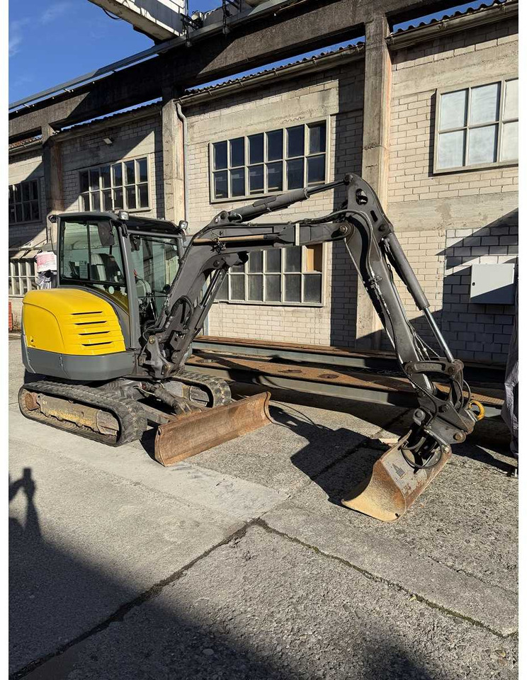 2009 VOLVO EC 35C-LLL MIDI EXCAVATOR - Rýpadlo: obrázok 5 2009 VOLVO EC 35C-LLL MIDI EXCAVATOR - Rýpadlo: obrázok 5