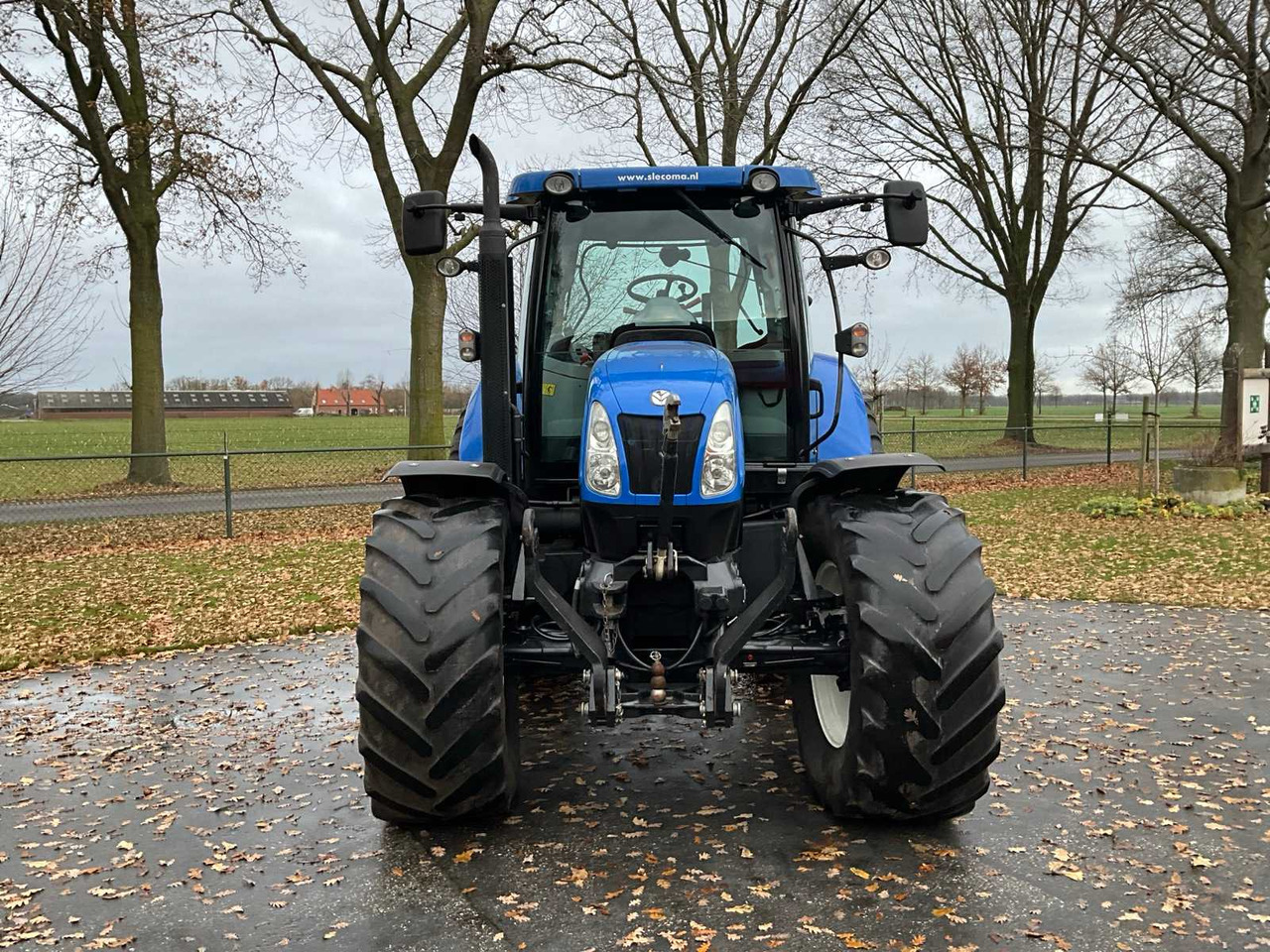 2011 NEW HOLLAND T6020 ELITE FOUR WHEEL DRIVE FARM TRACTOR - Traktor: obrázok 2 2011 NEW HOLLAND T6020 ELITE FOUR WHEEL DRIVE FARM TRACTOR - Traktor: obrázok 2
