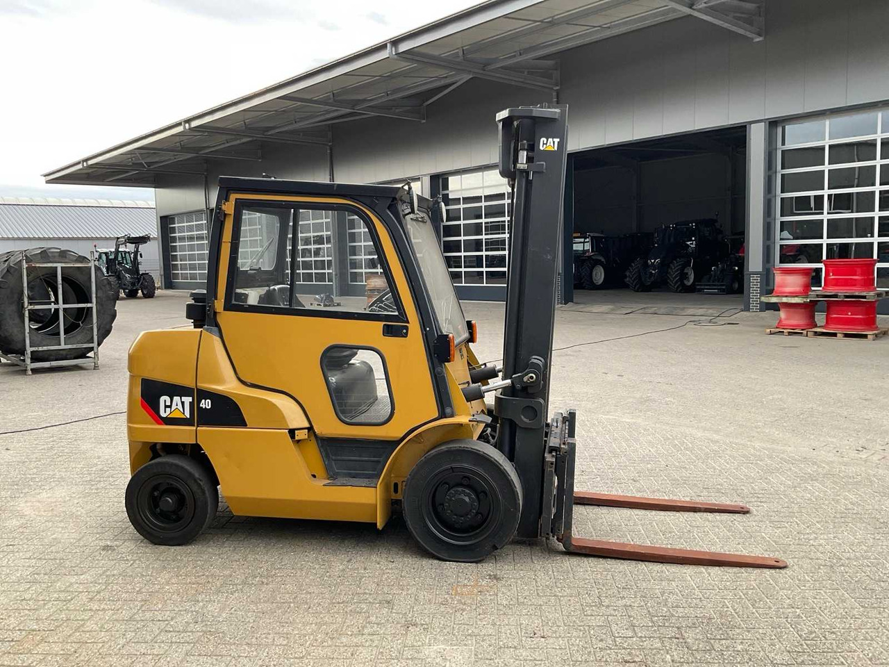 2013 CATERPILLAR DP40N FORKLIFT - Vysokozdvižný vozík: obrázok 4 2013 CATERPILLAR DP40N FORKLIFT - Vysokozdvižný vozík: obrázok 4