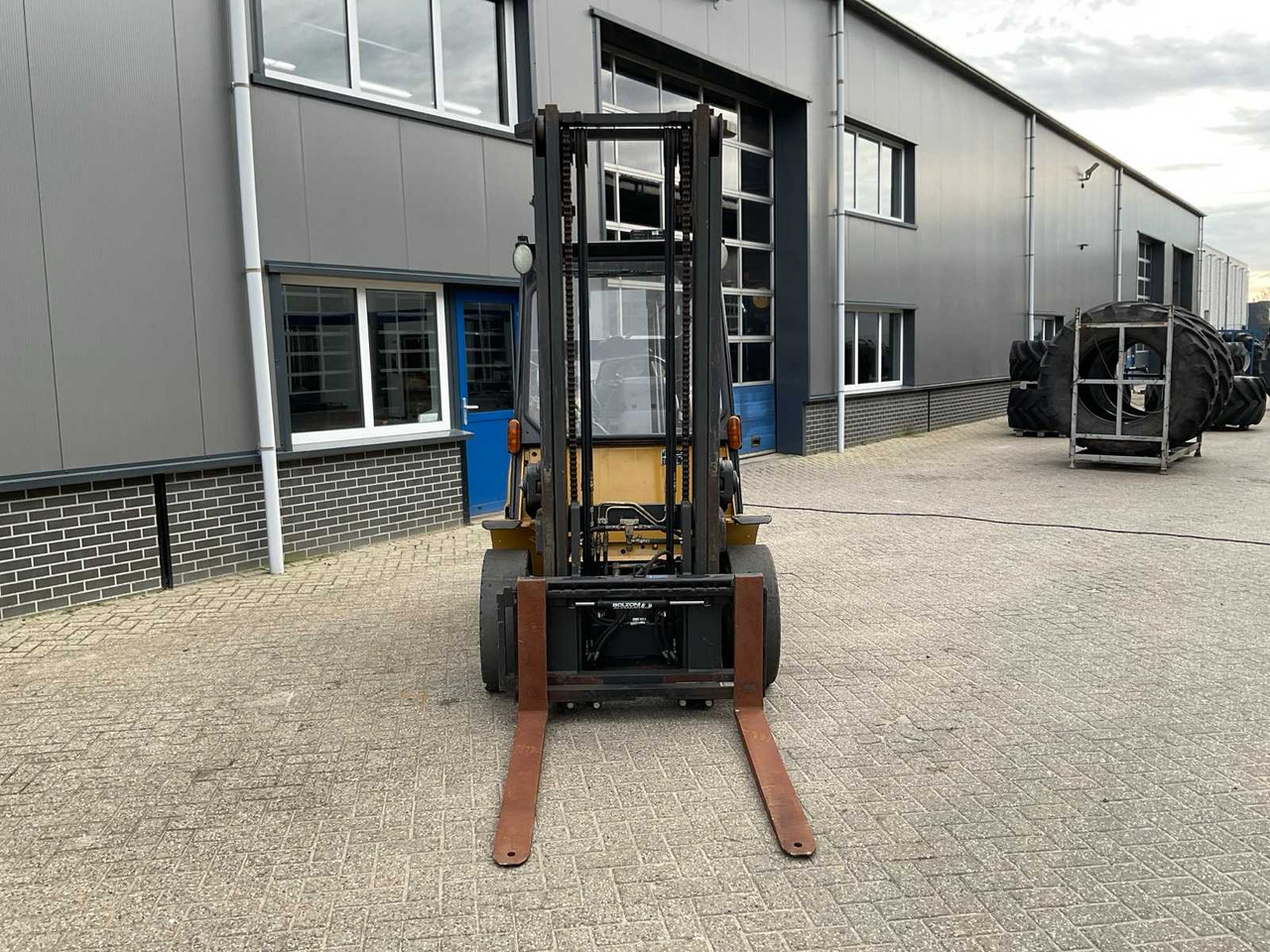 2013 CATERPILLAR DP40N FORKLIFT - Vysokozdvižný vozík: obrázok 2 2013 CATERPILLAR DP40N FORKLIFT - Vysokozdvižný vozík: obrázok 2