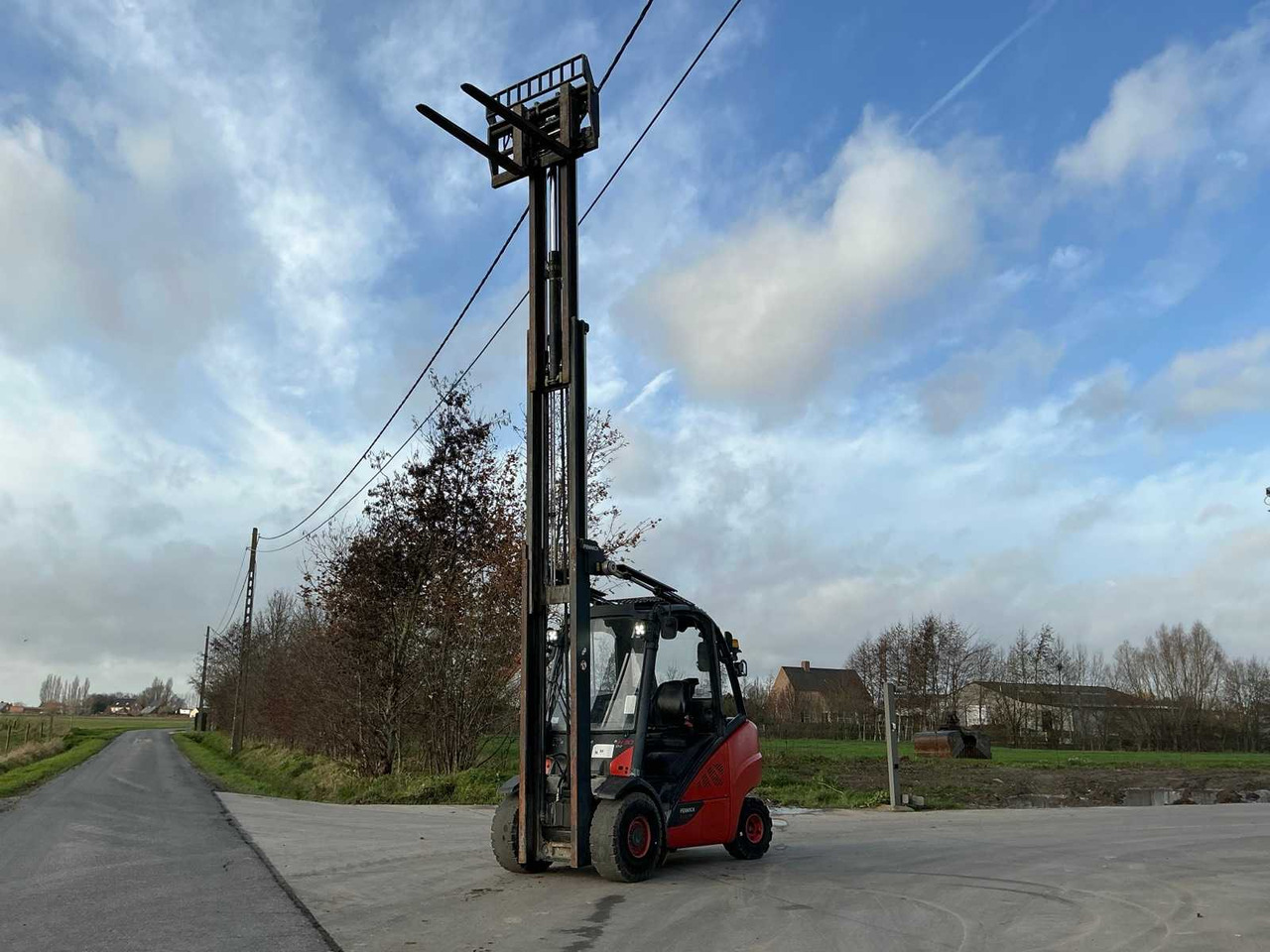 2014 LINDE H30D FORKLIFT - Vysokozdvižný vozík: obrázok 1 2014 LINDE H30D FORKLIFT - Vysokozdvižný vozík: obrázok 1