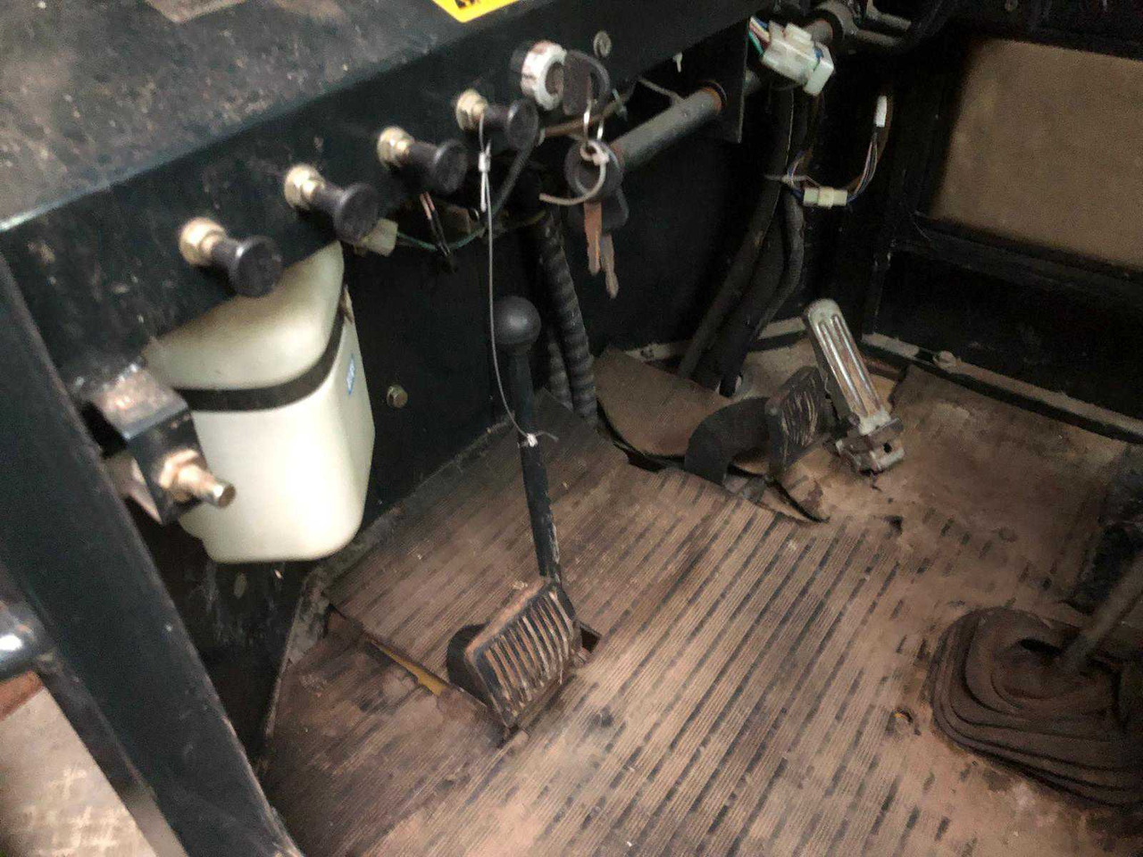 2014 SHANDONG HYTEC ZL 08A WHEEL LOADER - Kolesový nakladač: obrázok 4 2014 SHANDONG HYTEC ZL 08A WHEEL LOADER - Kolesový nakladač: obrázok 4