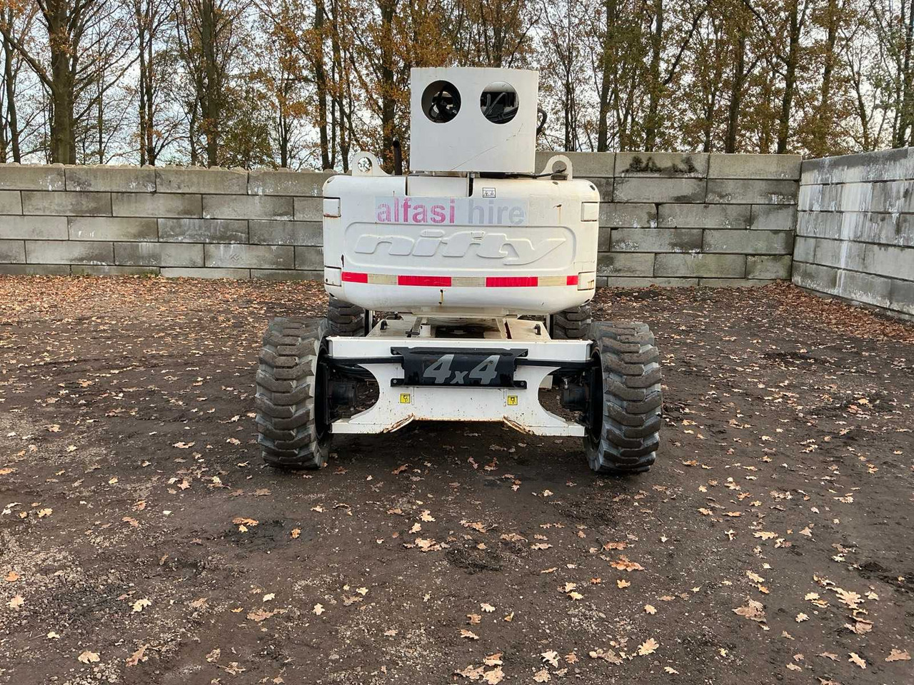 2015 NIFTY HR 17 HYBRID MKII AERIAL WORK PLATFORM - Pracovná plošina: obrázok 4 2015 NIFTY HR 17 HYBRID MKII AERIAL WORK PLATFORM - Pracovná plošina: obrázok 4