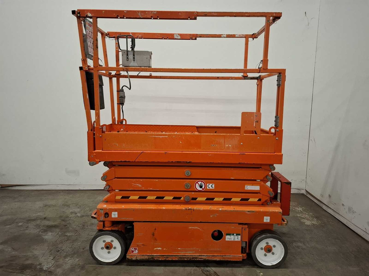 2015 SKYJACK SJ3219 AERIAL PLATFORM - Pracovná plošina: obrázok 3 2015 SKYJACK SJ3219 AERIAL PLATFORM - Pracovná plošina: obrázok 3