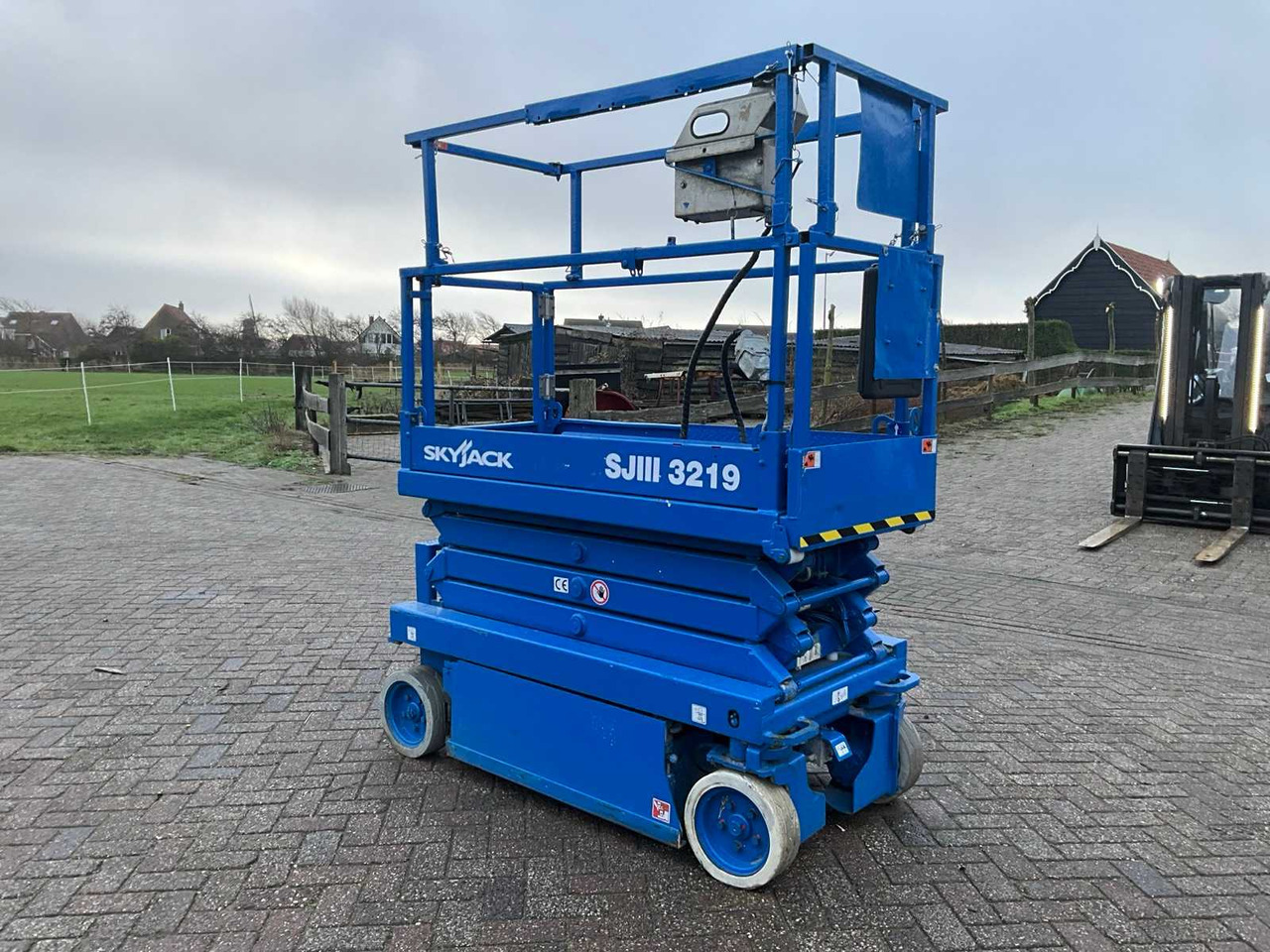 2015 SKYJACK SJIIII3219 AERIAL PLATFORM - Pracovná plošina: obrázok 2 2015 SKYJACK SJIIII3219 AERIAL PLATFORM - Pracovná plošina: obrázok 2