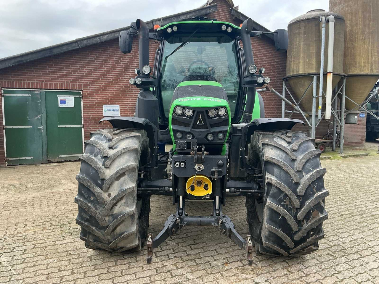 2016 DEUTZ-FAHR SDF ALL-WHEEL DRIVE FARM TRACTOR - Traktor: obrázok 2 2016 DEUTZ-FAHR SDF ALL-WHEEL DRIVE FARM TRACTOR - Traktor: obrázok 2