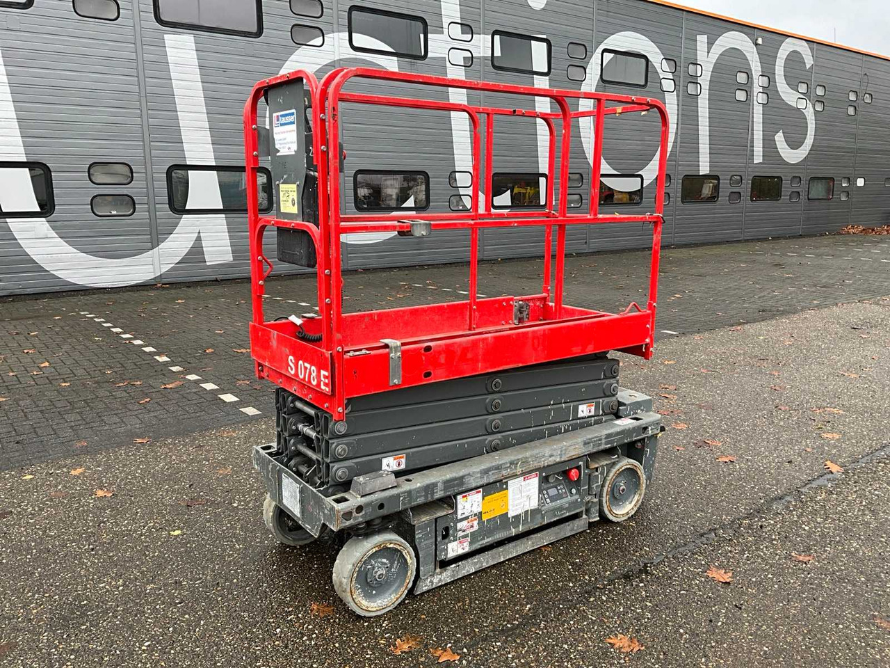 2017 HAULOTTE OPTIMUM 8 SCISSOR LIFT - Pracovná plošina: obrázok 1 2017 HAULOTTE OPTIMUM 8 SCISSOR LIFT - Pracovná plošina: obrázok 1