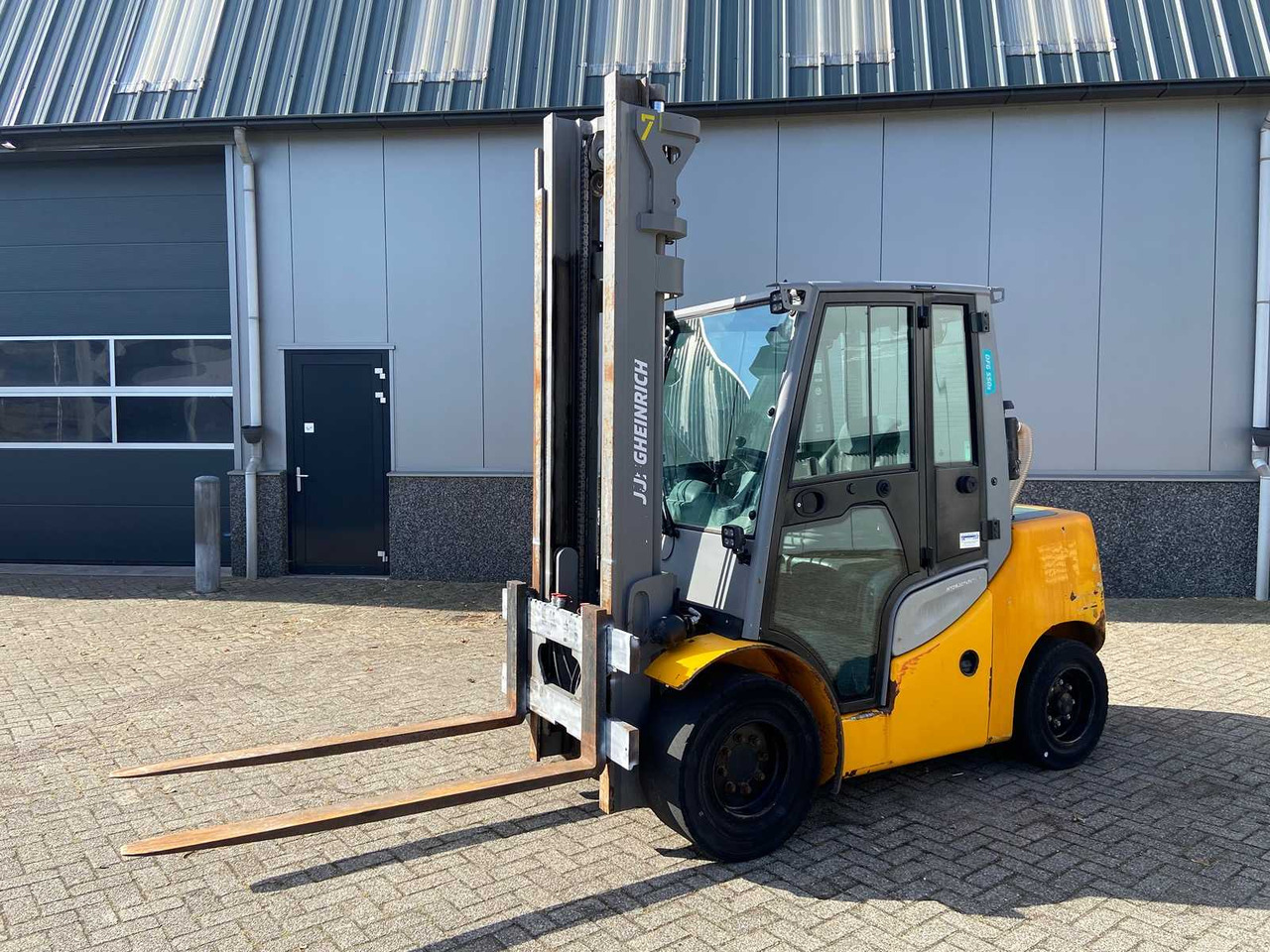 2017 JUNGHEINRICH - DFG550S - FORKLIFT - Vysokozdvižný vozík: obrázok 1 2017 JUNGHEINRICH - DFG550S - FORKLIFT - Vysokozdvižný vozík: obrázok 1