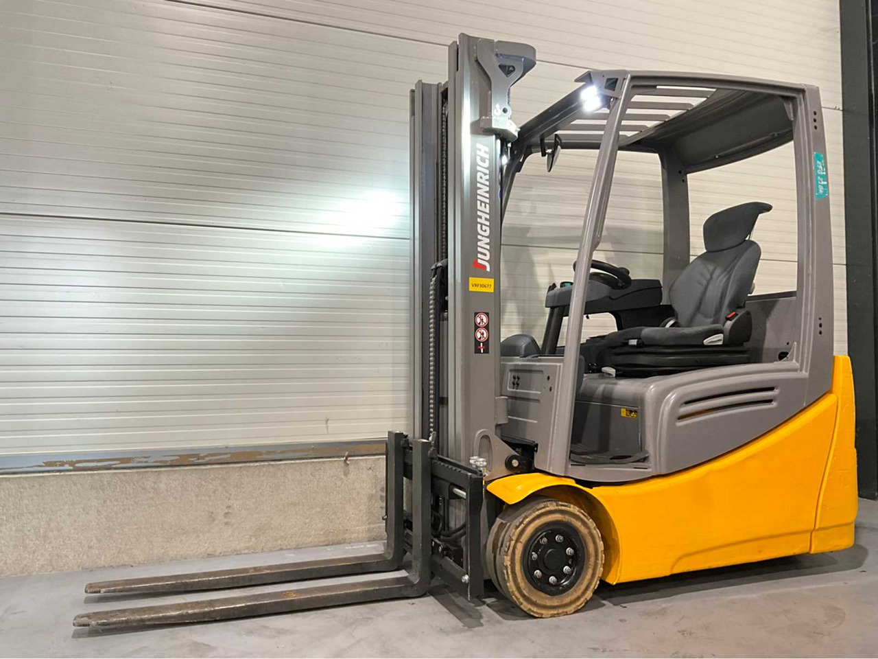 2017 JUNGHEINRICH EFG 216K FORKLIFT - Vysokozdvižný vozík: obrázok 1 2017 JUNGHEINRICH EFG 216K FORKLIFT - Vysokozdvižný vozík: obrázok 1
