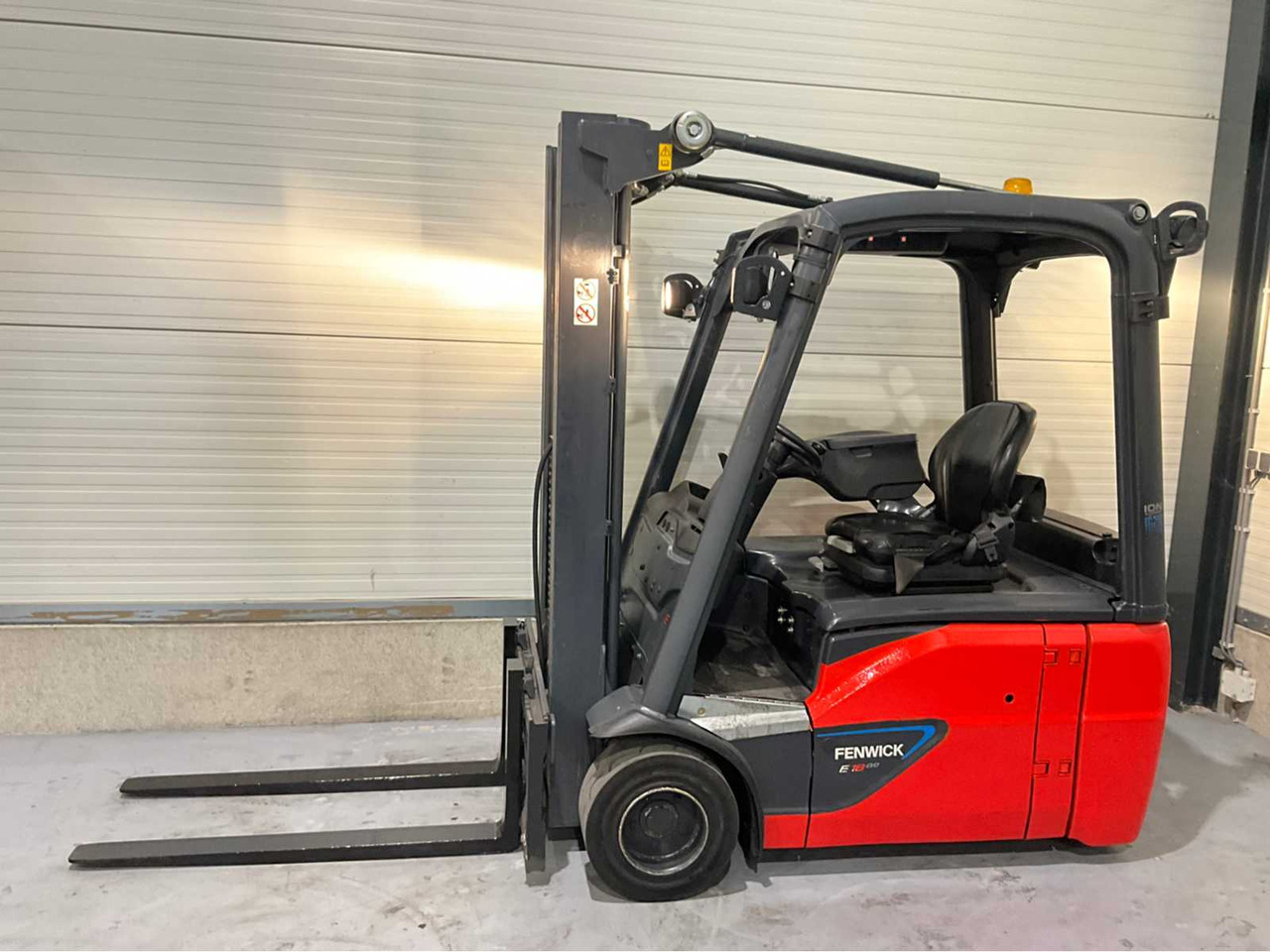 2017 LINDE E18-02 1800KG LI-ION 4171HOUR FORKLIFT - Vysokozdvižný vozík: obrázok 2 2017 LINDE E18-02 1800KG LI-ION 4171HOUR FORKLIFT - Vysokozdvižný vozík: obrázok 2