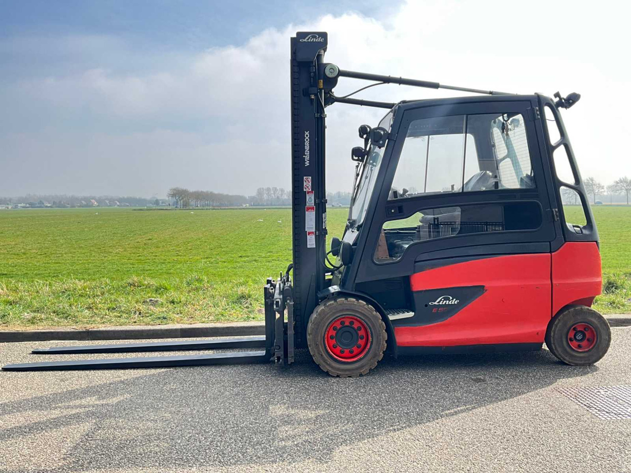 2017 LINDE E50HL 5000KG FORKLIFT TRUCK PACKED WITH OPTIONS - Vysokozdvižný vozík: obrázok 2 2017 LINDE E50HL 5000KG FORKLIFT TRUCK PACKED WITH OPTIONS - Vysokozdvižný vozík: obrázok 2