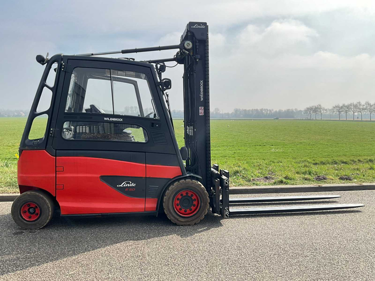 2017 LINDE E50HL 5000KG FORKLIFT TRUCK PACKED WITH OPTIONS - Vysokozdvižný vozík: obrázok 4 2017 LINDE E50HL 5000KG FORKLIFT TRUCK PACKED WITH OPTIONS - Vysokozdvižný vozík: obrázok 4