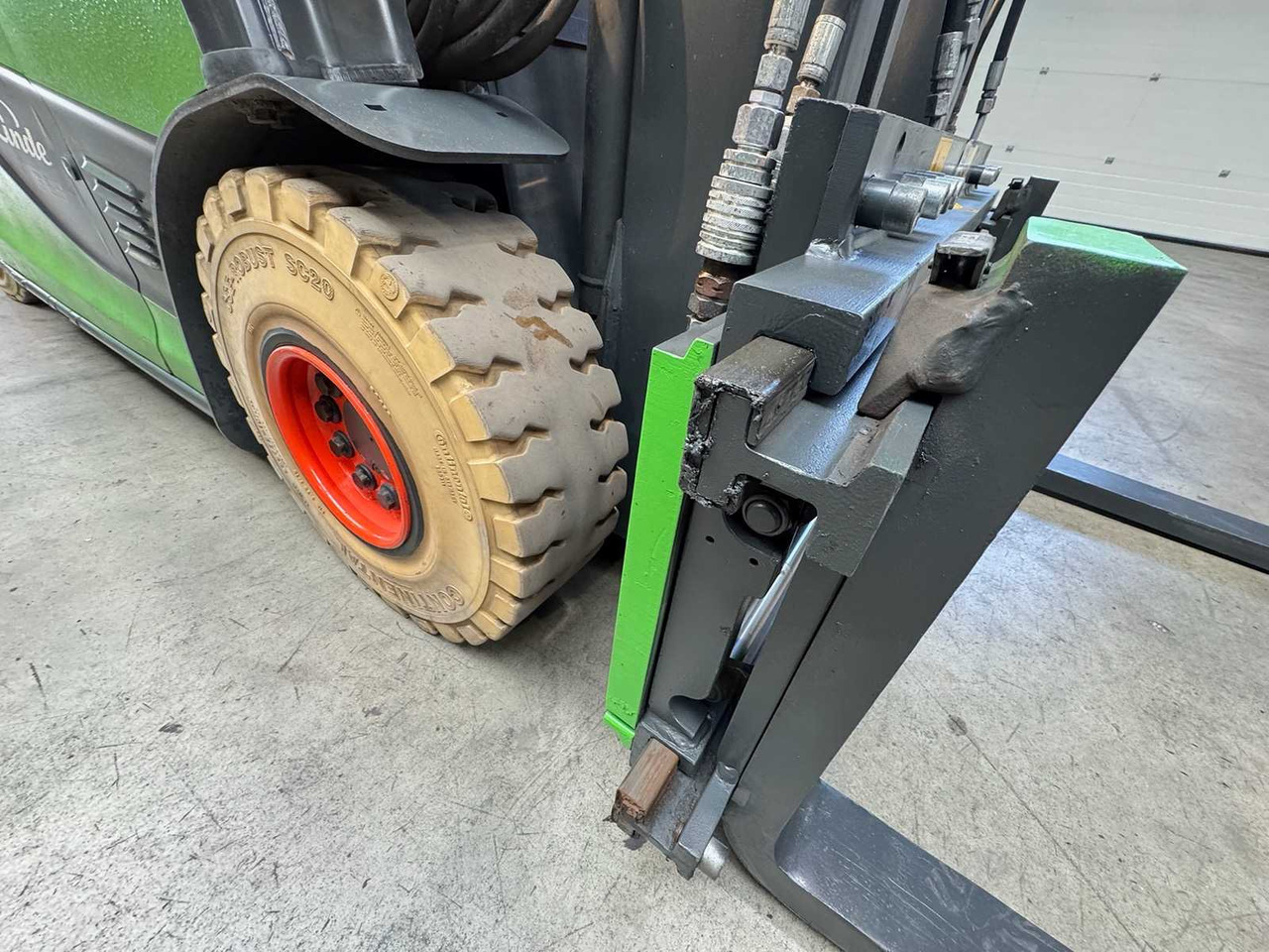 Vysokozdvižný vozík 2017 SERVICE + UVV 07/2026 LINDE E25L 2.500KG EVO 3.+4.: obrázok 13 Vysokozdvižný vozík 2017 SERVICE + UVV 07/2026 LINDE E25L 2.500KG EVO 3.+4.: obrázok 13