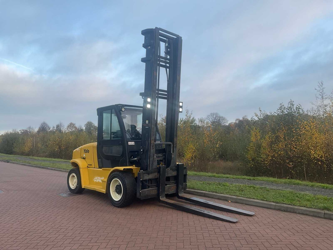 2017 YALE GDPV80VX9 FORKLIFT - Vysokozdvižný vozík: obrázok 2 2017 YALE GDPV80VX9 FORKLIFT - Vysokozdvižný vozík: obrázok 2
