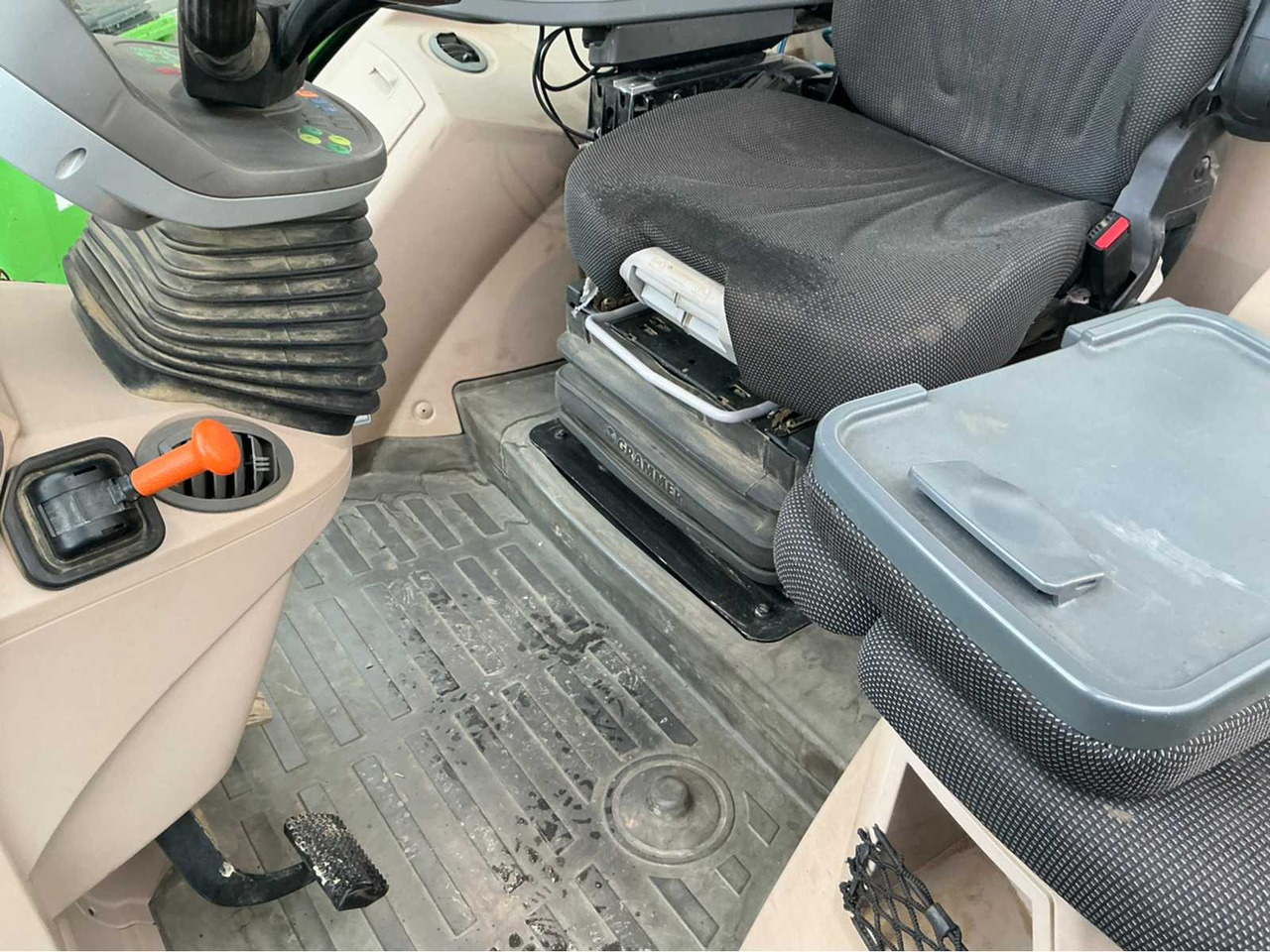 Traktor 2018 FENDT 724 S4 PROFIPLUS: obrázok 27