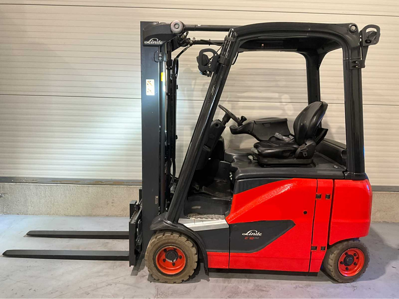 2019 LINDE E18PH-02 1800KG FORKLIFT - Vysokozdvižný vozík: obrázok 2 2019 LINDE E18PH-02 1800KG FORKLIFT - Vysokozdvižný vozík: obrázok 2