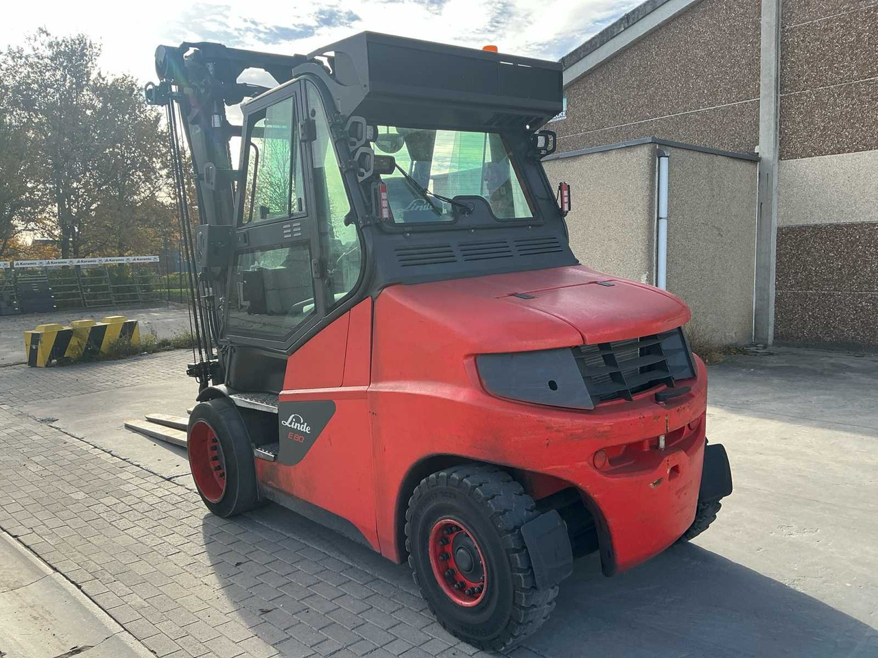 2020 LINDE E80-01/900 FORKLIFT - Vysokozdvižný vozík: obrázok 4 2020 LINDE E80-01/900 FORKLIFT - Vysokozdvižný vozík: obrázok 4