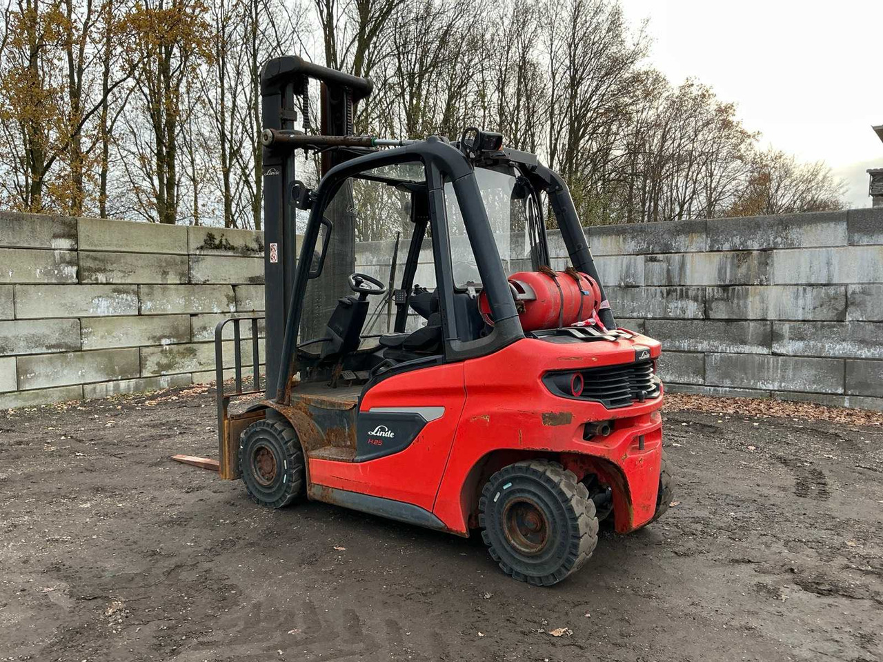 2020 LINDE H25T-01 FORKLIFT - Vysokozdvižný vozík: obrázok 3 2020 LINDE H25T-01 FORKLIFT - Vysokozdvižný vozík: obrázok 3