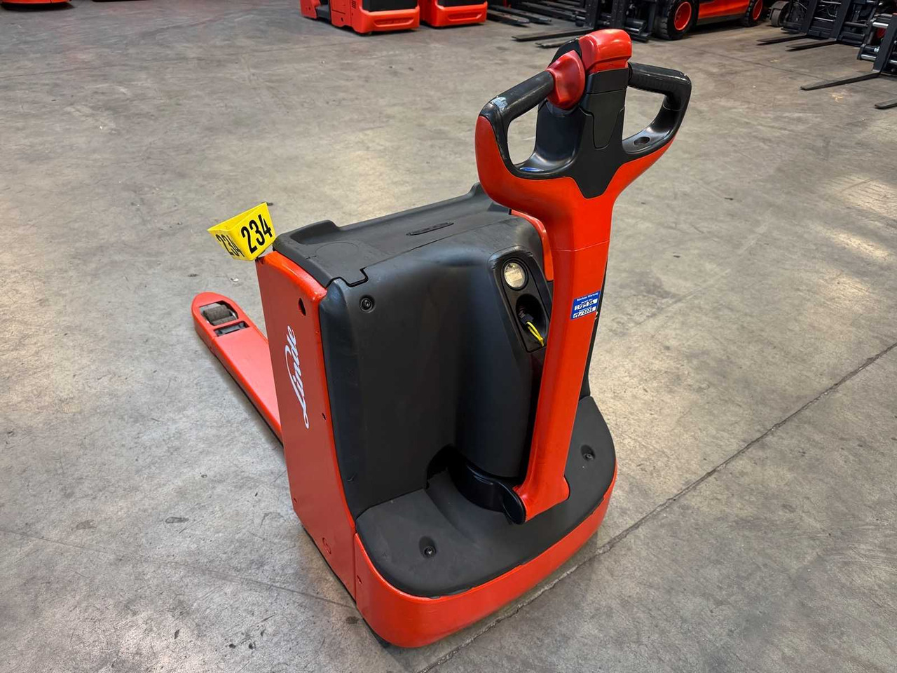 2020 SERVICE 12/2026 LINDE T16 1,600KG PALLET TRUCK ANT STACKER INITIAL STROKE 1,789 HOURS - Vysokozdvižný vozík: obrázok 5 2020 SERVICE 12/2026 LINDE T16 1,600KG PALLET TRUCK ANT STACKER INITIAL STROKE 1,789 HOURS - Vysokozdvižný vozík: obrázok 5