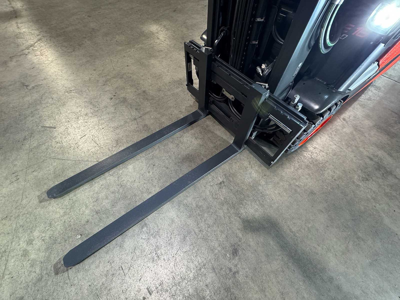 2020 SERVICE+UVV 10/2026 LINDE E16 DUPLEX FREE LIFT 3RD + 4TH VALVE ELECTRIC FORKLIFT 12,549 HOURS - Vysokozdvižný vozík: obrázok 5 2020 SERVICE+UVV 10/2026 LINDE E16 DUPLEX FREE LIFT 3RD + 4TH VALVE ELECTRIC FORKLIFT 12,549 HOURS - Vysokozdvižný vozík: obrázok 5