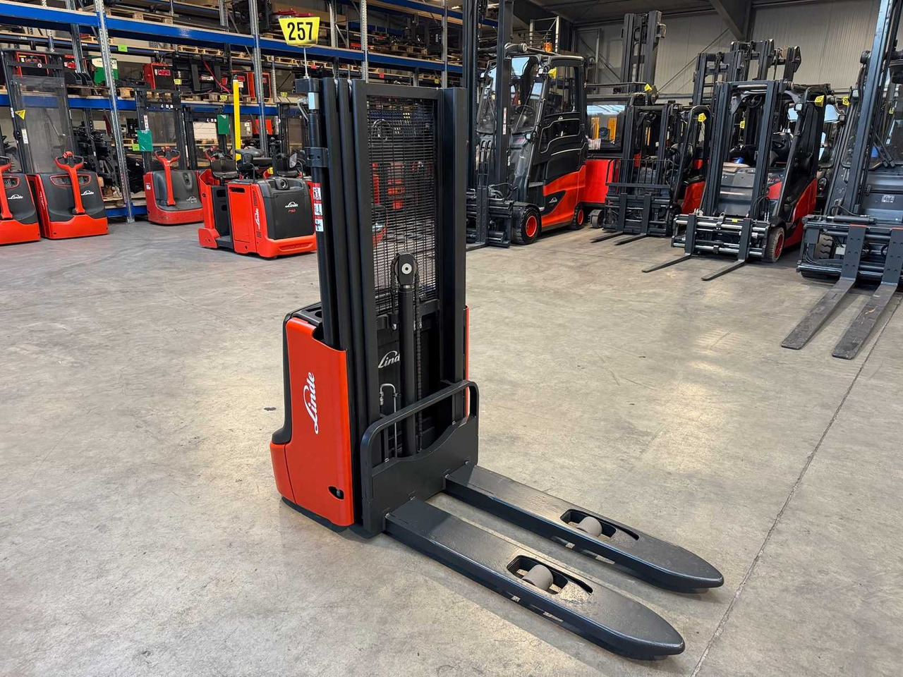 2020 SERVICE + UVV 12/2026 LINDE L12I 1.200KG TRIPLEX 383CM PALLET TRUCK ANT 3.309 HOURS - Vysokozdvižný vozík: obrázok 3 2020 SERVICE + UVV 12/2026 LINDE L12I 1.200KG TRIPLEX 383CM PALLET TRUCK ANT 3.309 HOURS - Vysokozdvižný vozík: obrázok 3