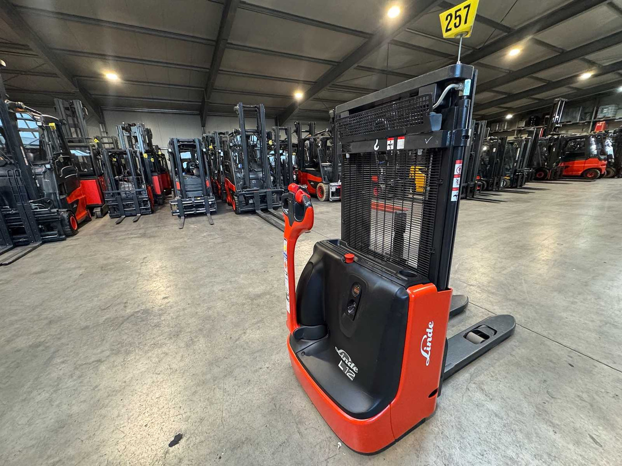 2020 SERVICE + UVV 12/2026 LINDE L12I 1.200KG TRIPLEX 383CM PALLET TRUCK ANT 3.309 HOURS - Vysokozdvižný vozík: obrázok 5 2020 SERVICE + UVV 12/2026 LINDE L12I 1.200KG TRIPLEX 383CM PALLET TRUCK ANT 3.309 HOURS - Vysokozdvižný vozík: obrázok 5