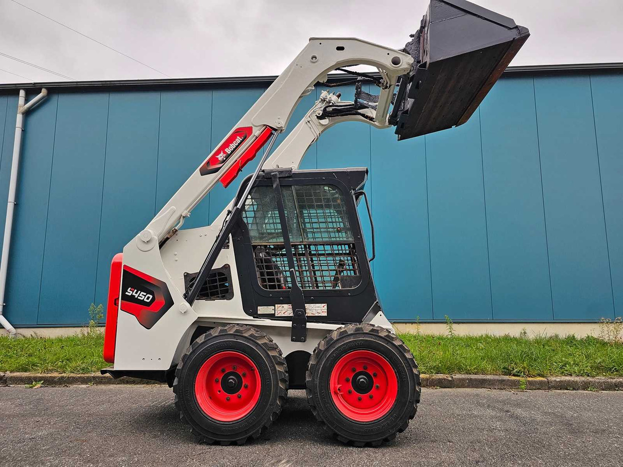 Pásový šmykom riadený nakladač 2023 BOBCAT S450 SKID STEER LOADER: obrázok 9 Pásový šmykom riadený nakladač 2023 BOBCAT S450 SKID STEER LOADER: obrázok 9