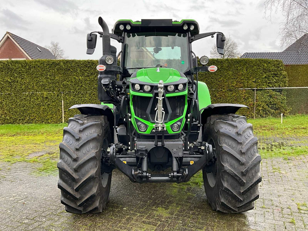 2023 DEUTZ-FAHR 6125 C TTV VARIO ALL-WHEEL DRIVE FARM TRACTOR - Traktor: obrázok 3 2023 DEUTZ-FAHR 6125 C TTV VARIO ALL-WHEEL DRIVE FARM TRACTOR - Traktor: obrázok 3