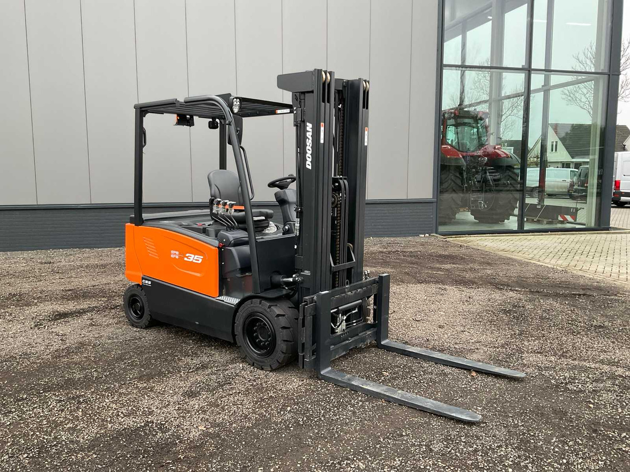 2023 DOOSAN B35X-7B PLUS FORKLIFT - Vysokozdvižný vozík: obrázok 1 2023 DOOSAN B35X-7B PLUS FORKLIFT - Vysokozdvižný vozík: obrázok 1