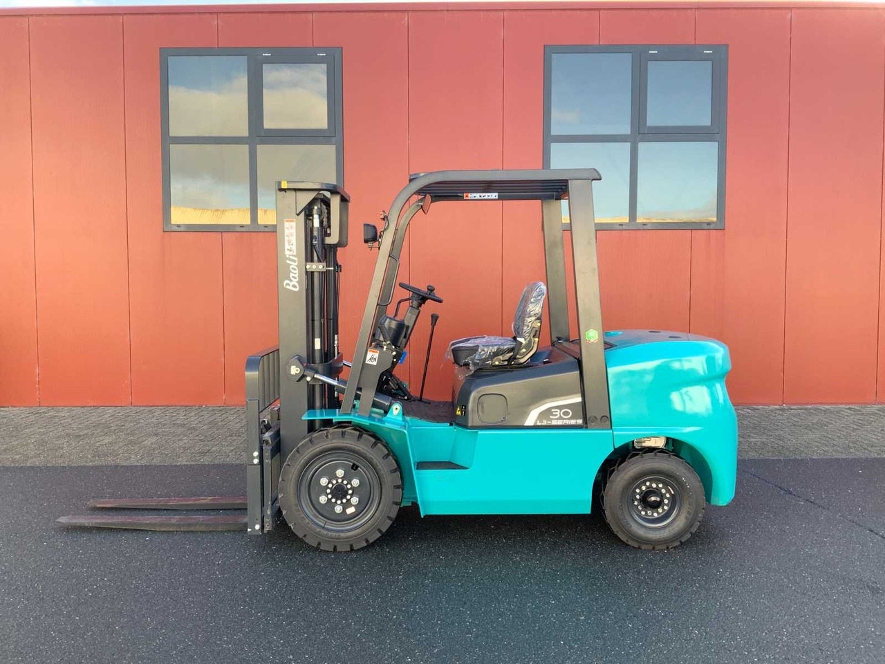 2025 BAOLI/KION KB30-L3 FORKLIFT - Vysokozdvižný vozík: obrázok 1 2025 BAOLI/KION KB30-L3 FORKLIFT - Vysokozdvižný vozík: obrázok 1