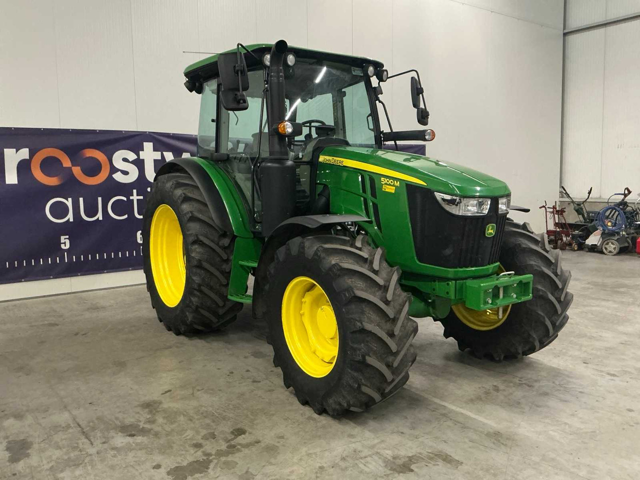 2025 JOHN DEERE 5100M FOUR WHEEL DRIVE FARM TRACTOR - Traktor: obrázok 3 2025 JOHN DEERE 5100M FOUR WHEEL DRIVE FARM TRACTOR - Traktor: obrázok 3