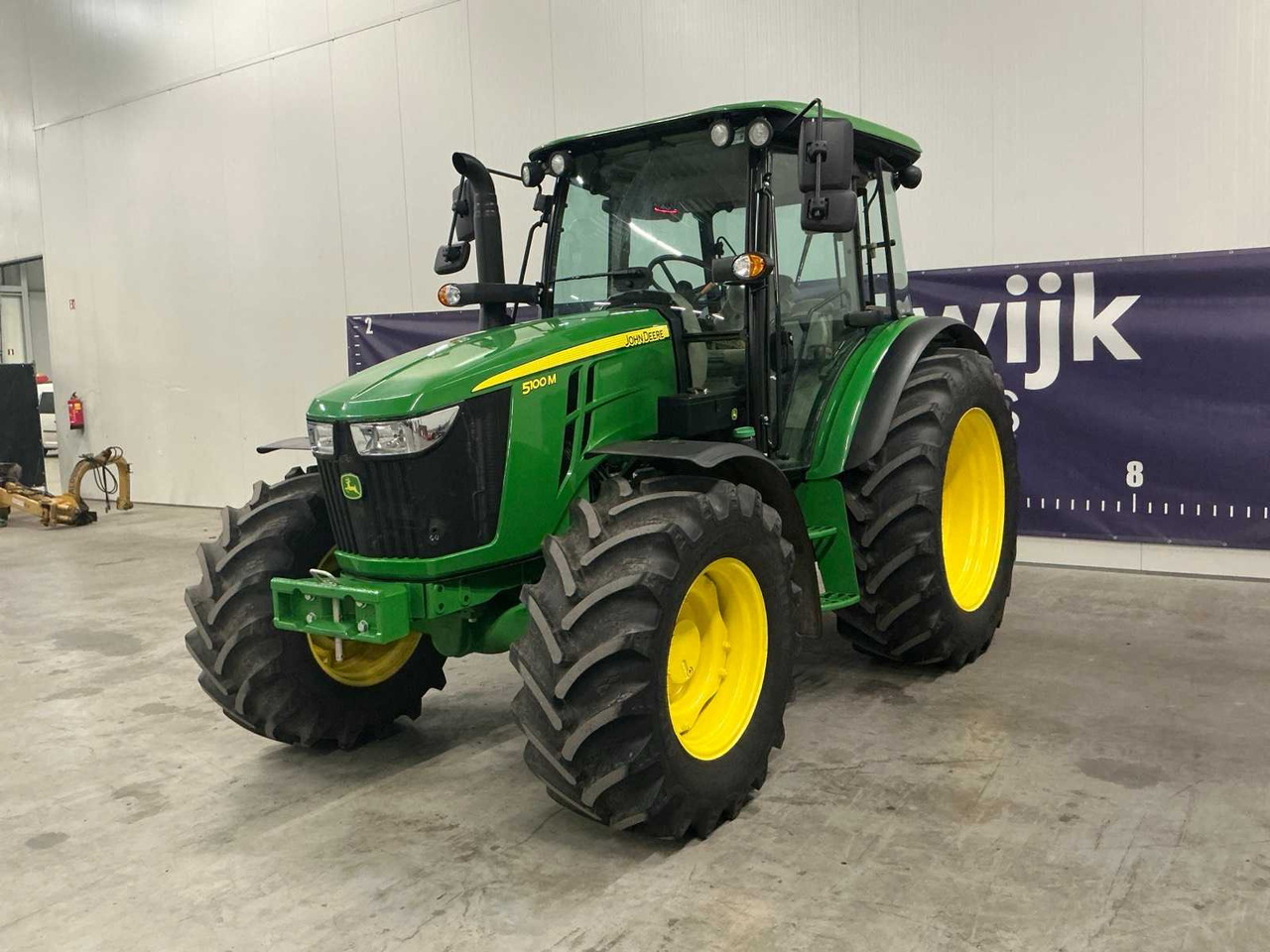 2025 JOHN DEERE 5100M FOUR WHEEL DRIVE FARM TRACTOR - Traktor: obrázok 1 2025 JOHN DEERE 5100M FOUR WHEEL DRIVE FARM TRACTOR - Traktor: obrázok 1