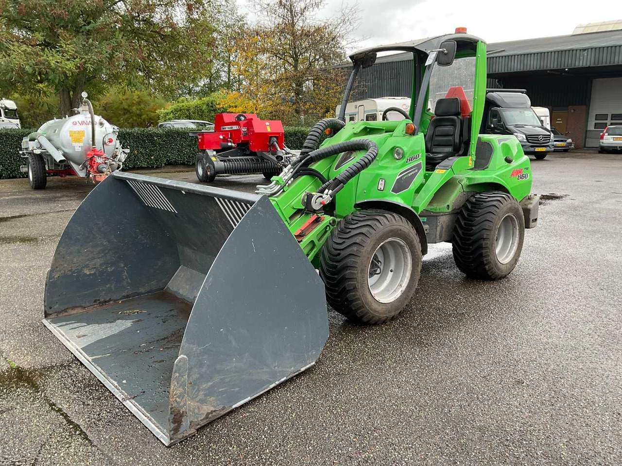 Avant M860i - Kolesový nakladač: obrázok 1 Avant M860i - Kolesový nakladač: obrázok 1