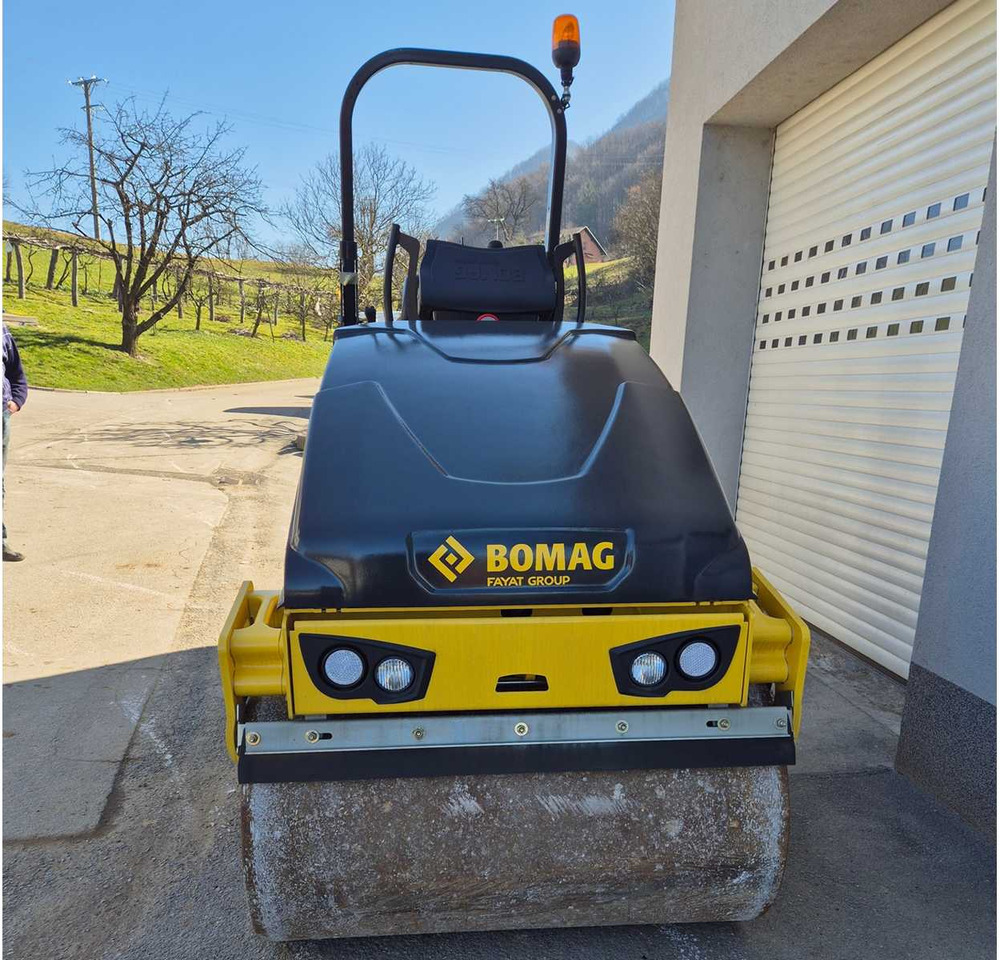 BOMAG BW 120 AD-5 - Cestný valec: obrázok 5 BOMAG BW 120 AD-5 - Cestný valec: obrázok 5