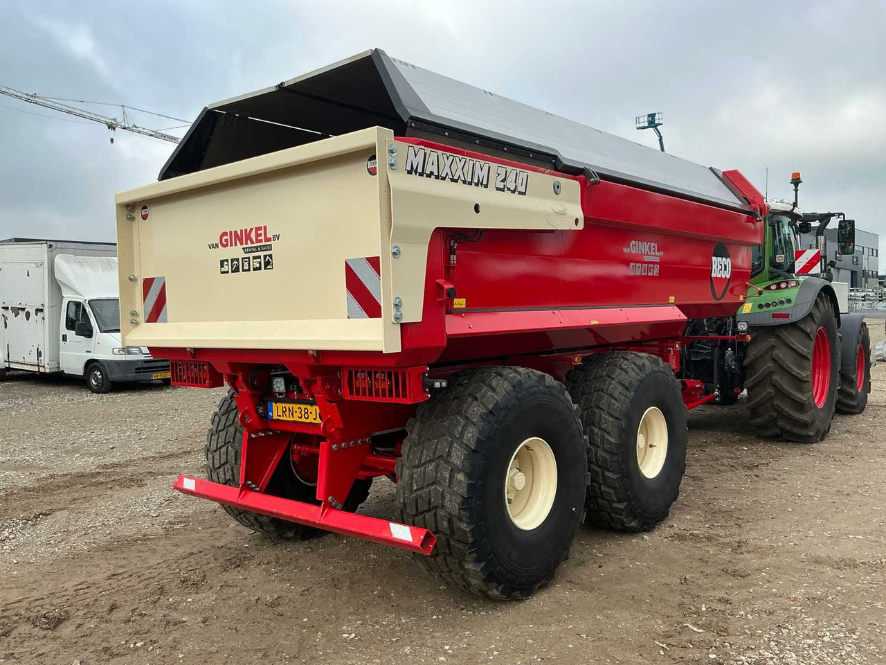 Beco MAXXIM 240 - Poľnohospodársky sklápěcí príves: obrázok 3 Beco MAXXIM 240 - Poľnohospodársky sklápěcí príves: obrázok 3
