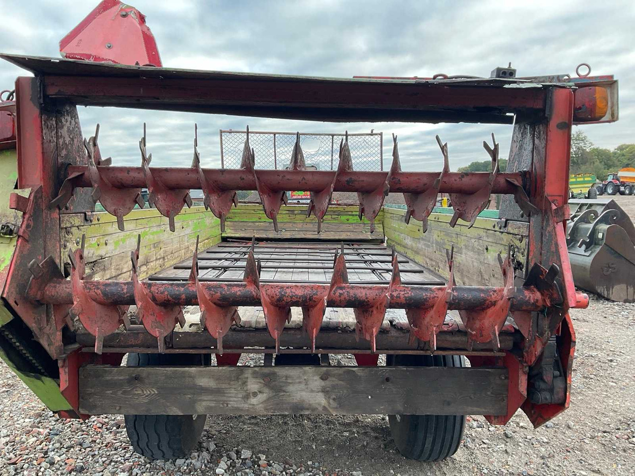 Bergmann M 64 - Technika pro aplikaci hnoja: obrázok 5 Bergmann M 64 - Technika pro aplikaci hnoja: obrázok 5