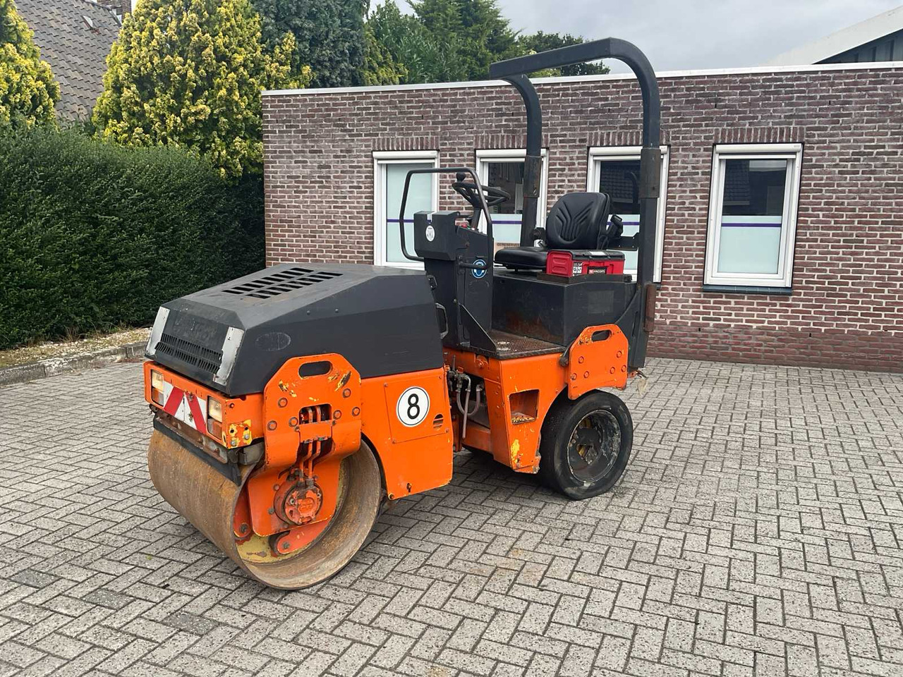 Bomag BW 100 AC-3 - Kompaktor: obrázok 1 Bomag BW 100 AC-3 - Kompaktor: obrázok 1
