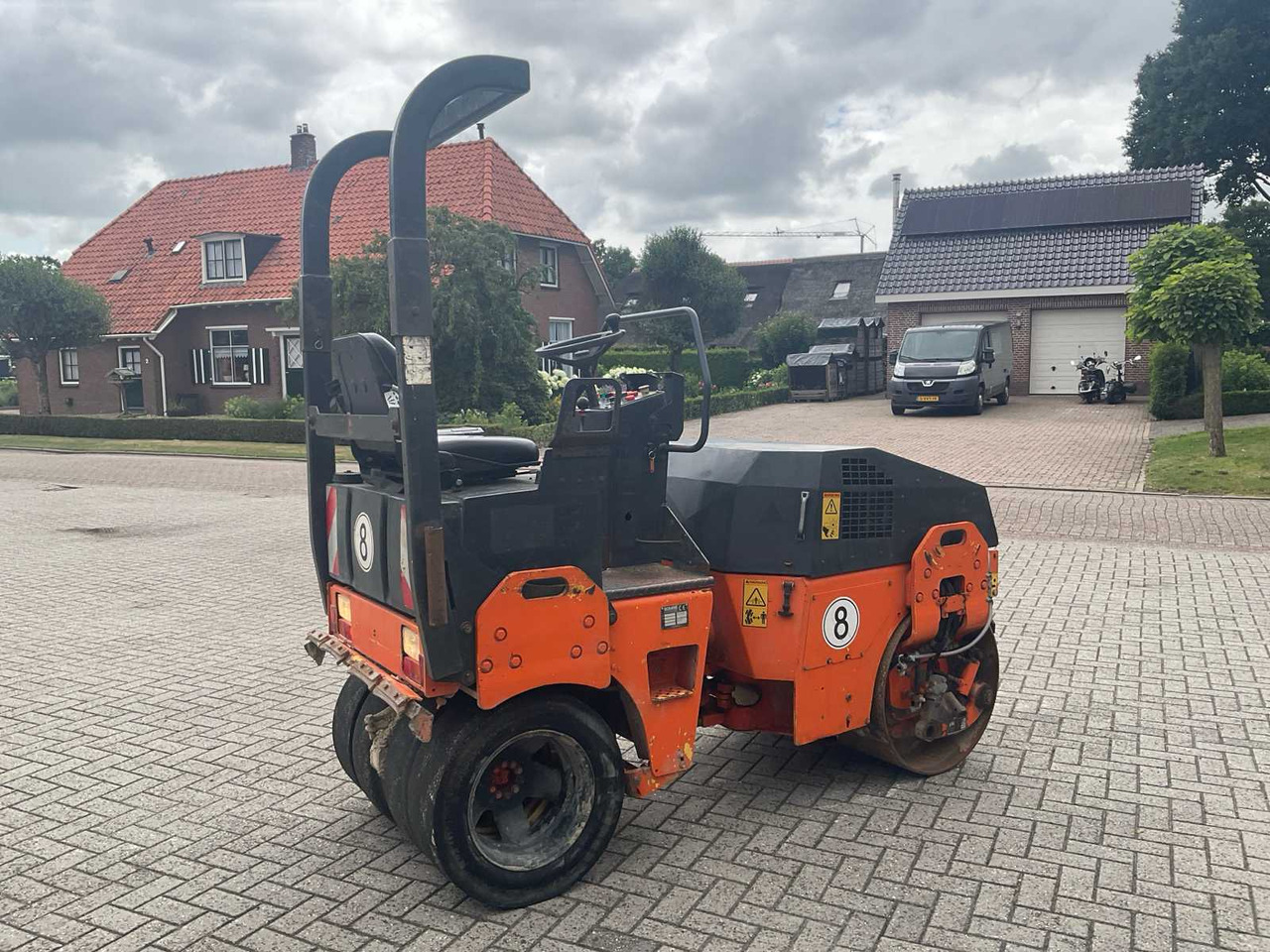 Bomag BW 100 AC-3 - Kompaktor: obrázok 4 Bomag BW 100 AC-3 - Kompaktor: obrázok 4
